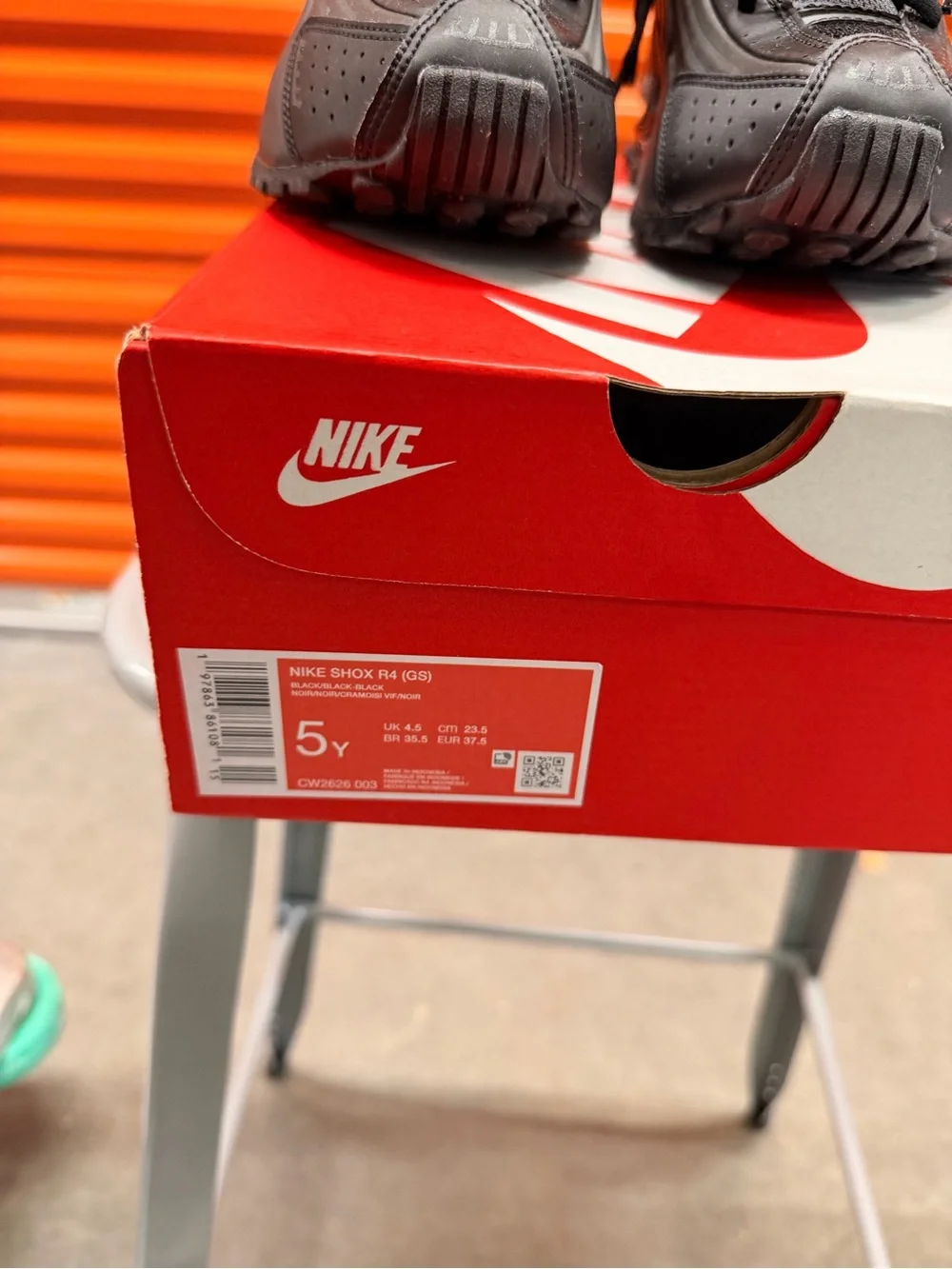 Nike Shox Sneakers Grade School